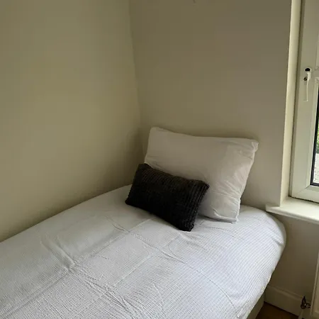 Dom wakacyjny Bright 2bdr In Blackrock Cork