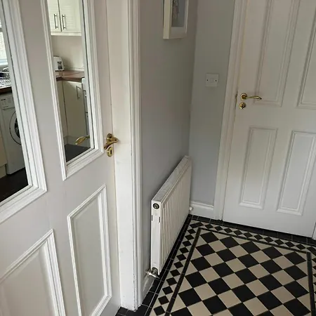 Bright 2bdr In Blackrock Tatil Evi Cork