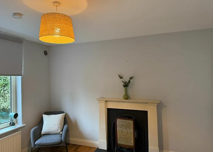 Bright 2bdr In Blackrock Cork